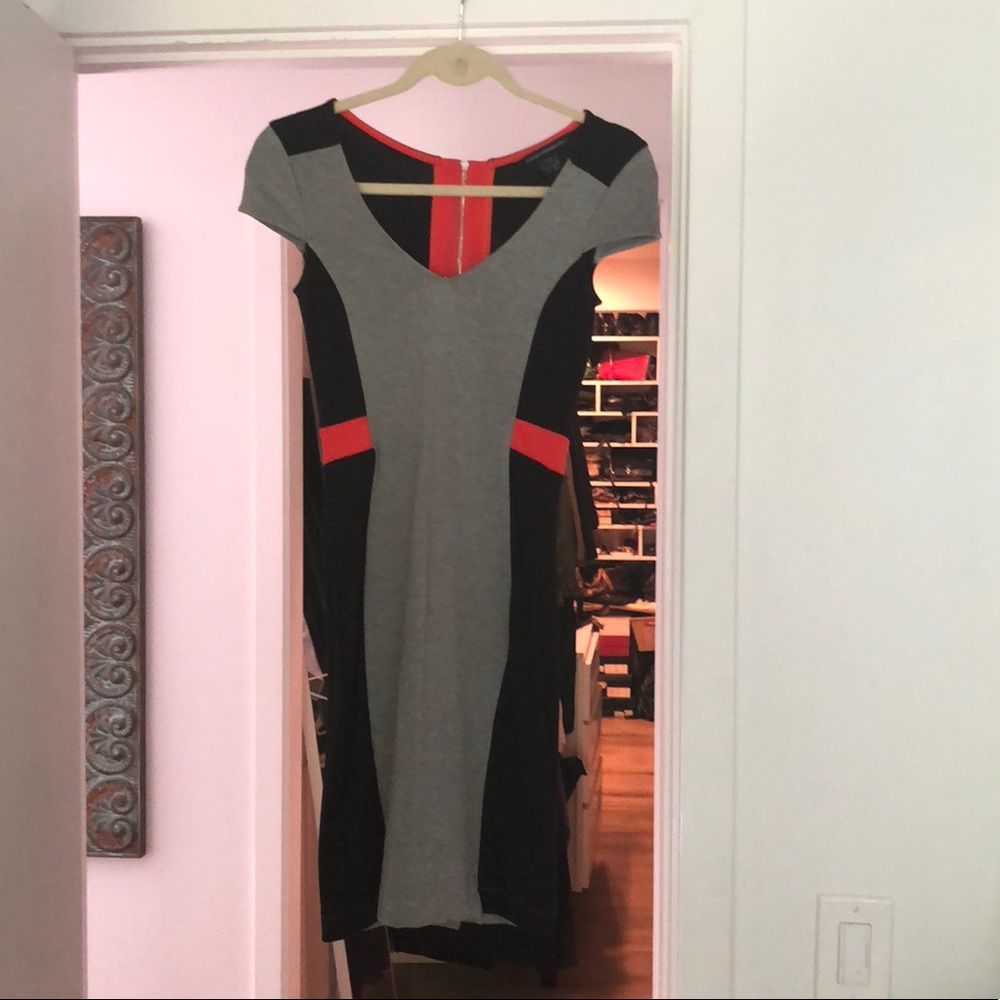 French Connection UK Dress NWOT super flattering!